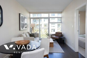 38 W 1st Ave in Vancouver, BC - Building Photo - Building Photo