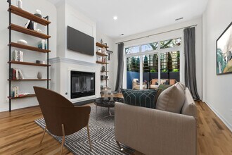 1659 N Oakley Ave in Chicago, IL - Building Photo - Building Photo