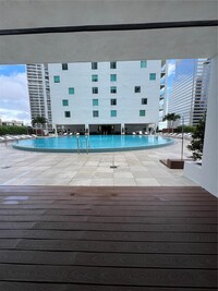 55 SE 6th St, Unit # 2307 in Miami, FL - Foto de edificio - Building Photo