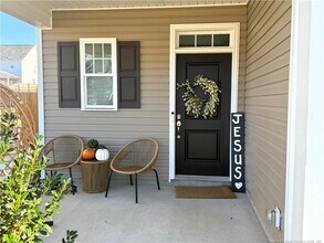 2150 Stonewash Dr in Fayetteville, NC - Building Photo - Building Photo