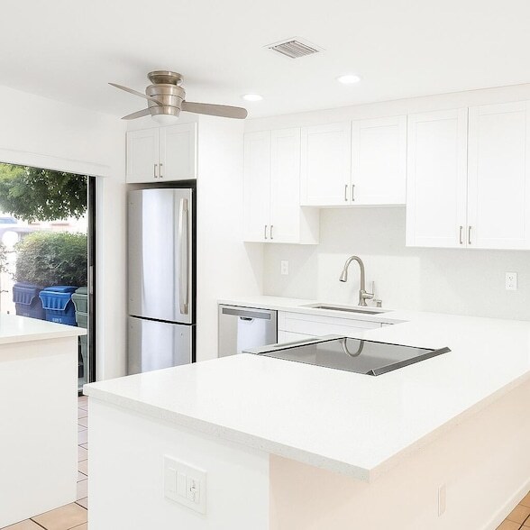 6728 NW 29th Ln in Fort Lauderdale, FL - Foto de edificio