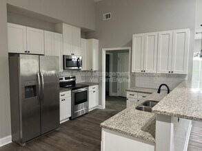 202 Autumn Ridge Dr in Griffin, GA - Building Photo - Building Photo