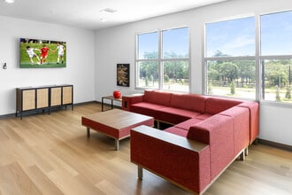 Raider Village Student Housing in Niceville, FL - Building Photo - Building Photo