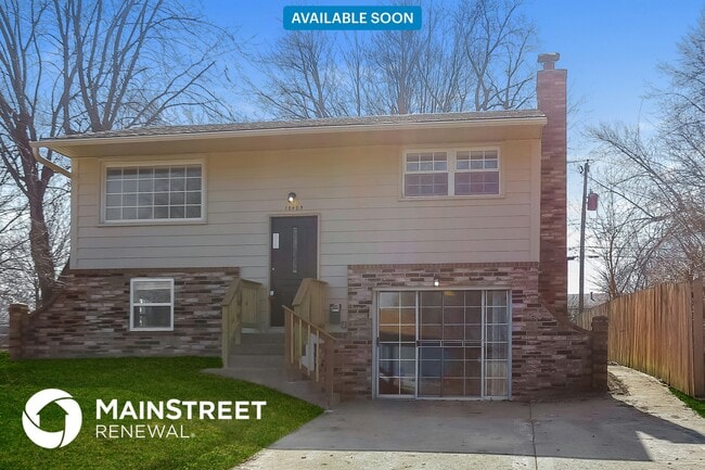 property at 18409 Lexington Rd