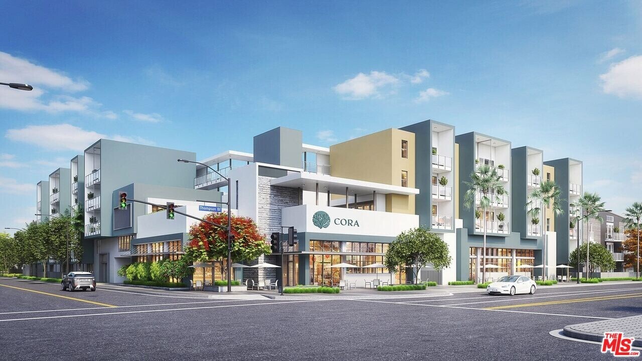 160 S Ventura Ave in Ventura, CA - Building Photo