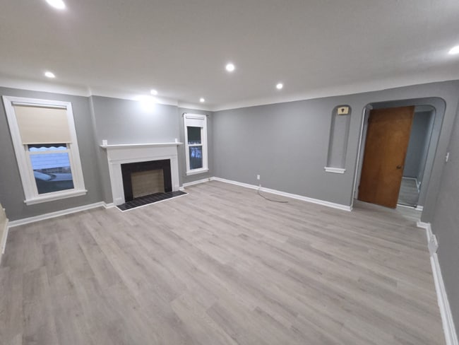 4493 Telhurst Rd in South Euclid, OH - Building Photo - Building Photo