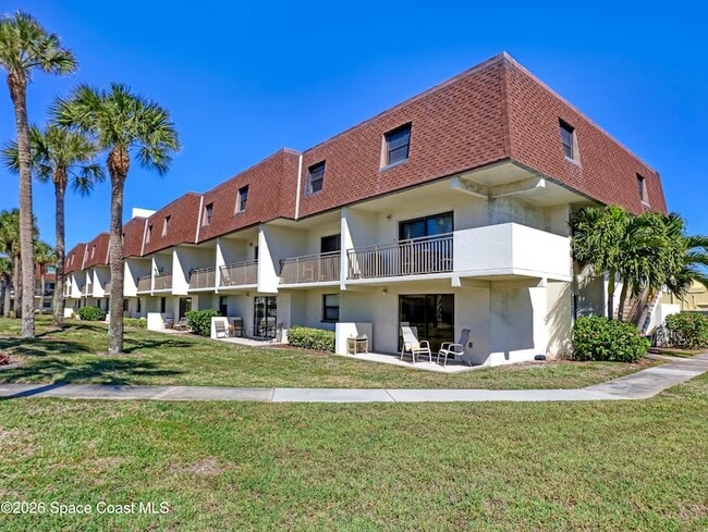 property at 170 Paradise Blvd