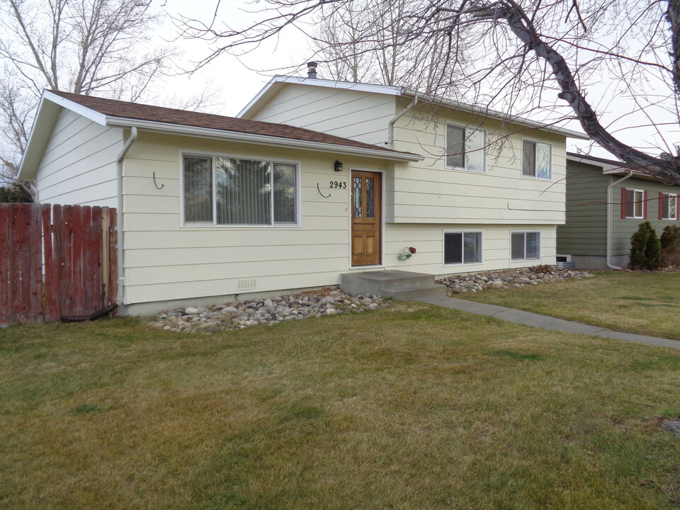 2943 Lewis Ave in Billings, MT - Building Photo