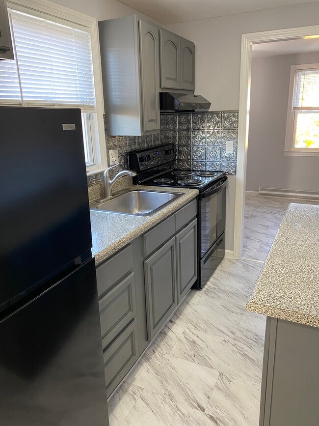 60 Ashcraft Rd, Unit 60 ashcraft road