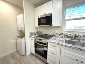 10753 Oakton Way in Rancho Cordova, CA - Building Photo - Building Photo