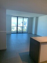 1600 NE 1st Ave in Miami, FL - Building Photo - Building Photo