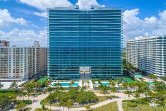 10203 Collins Ave in Bal Harbour, FL - Building Photo - Building Photo