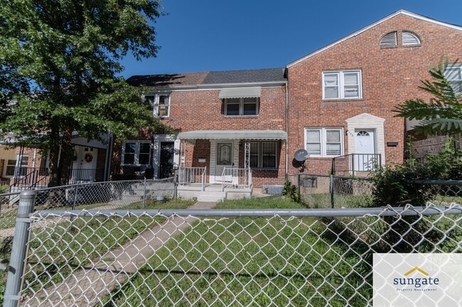 property at 105 Upmanor Rd