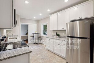 550 Ashland Ave in St. Paul, MN - Building Photo
