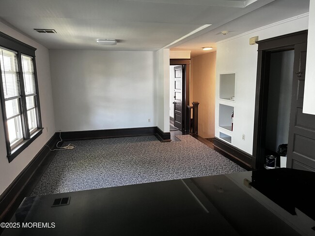 73 Shrewsbury Ave in Red Bank, NJ - Building Photo - Building Photo