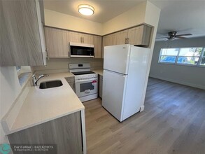 700 SE 13th St in Fort Lauderdale, FL - Building Photo - Building Photo