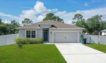 1672 SW Bascom Ave in Port St. Lucie, FL - Building Photo - Building Photo