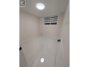 6536 Imperial St in Burnaby, BC - Building Photo - Building Photo