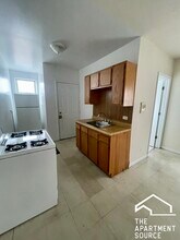 5011 W Cermak Rd in Cicero, IL - Building Photo - Building Photo