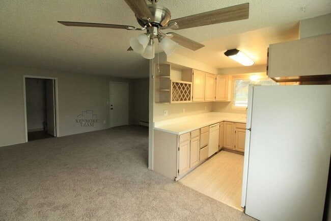 property at 1409 W 14th Ave