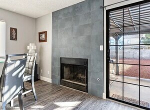 2801 Willow Wind Ct in Las Vegas, NV - Building Photo - Building Photo