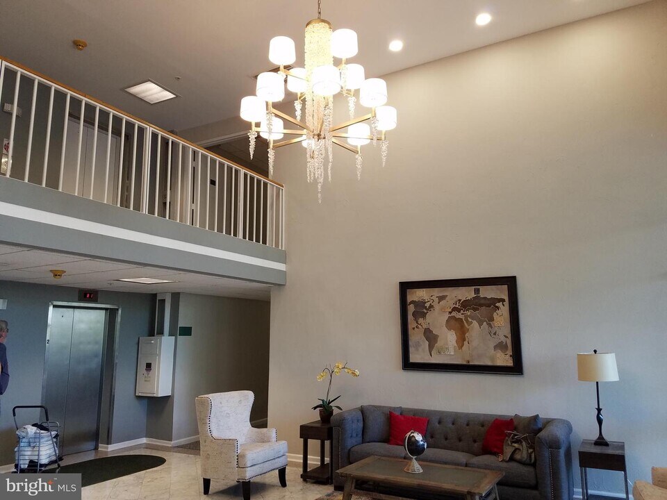1 Smeton Pl-Unit -1404 in Baltimore, MD - Building Photo