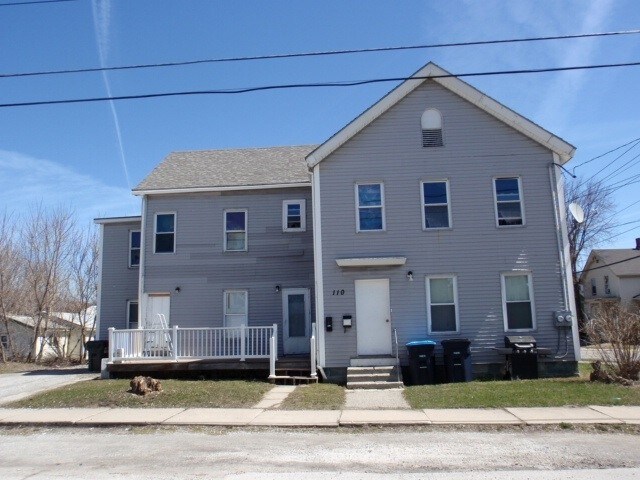 110 Granger St in Rutland, VT - Building Photo