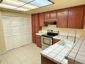 34912 Oyster Bay Terrace in Fremont, CA - Building Photo - Building Photo