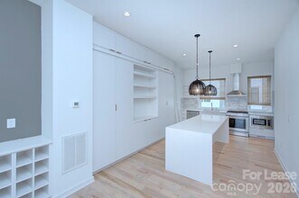 2737 Shenandoah Ave in Charlotte, NC - Building Photo - Building Photo