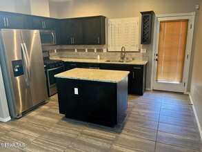 14368 Angel D Garcia Ct in El Paso, TX - Foto de edificio - Building Photo