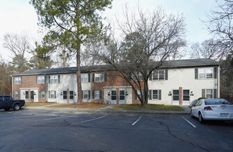 Villager Apartments in Rocky Mount, NC - Building Photo - Building Photo