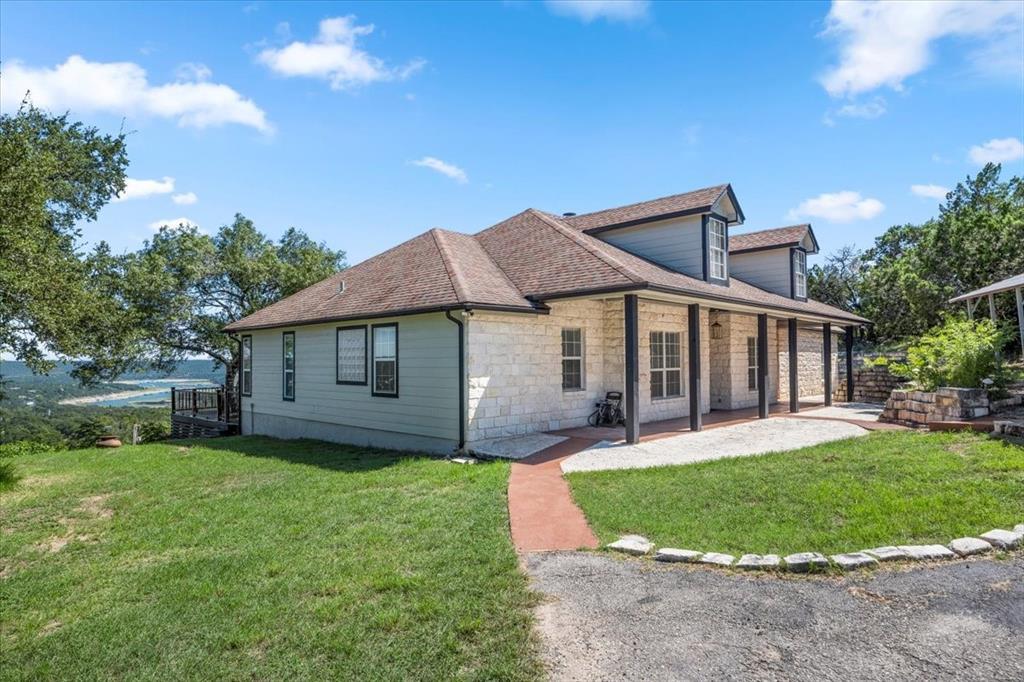 10917 Panoramic View in Jonestown, TX - Building Photo