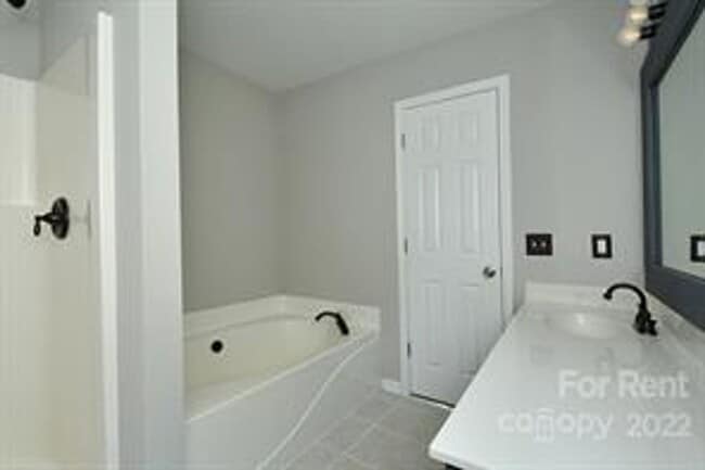 property at 129 Bosburg Dr