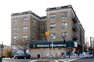 577-581 Kearny Ave in Kearny, NJ - Building Photo