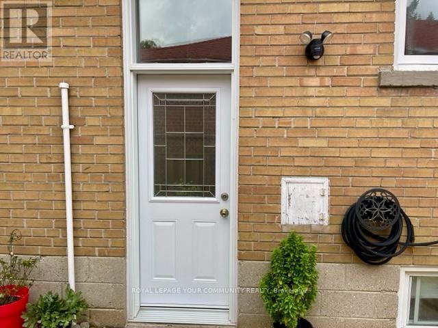 137 Palm Dr in Toronto, ON - Building Photo - Building Photo