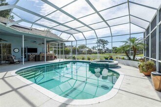 6605 Stonington Dr N in Tampa, FL - Building Photo - Building Photo