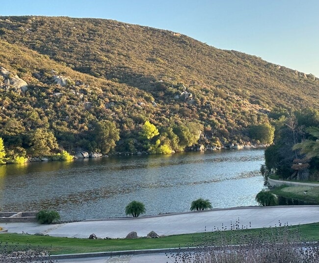 4085 Via Palo Verde Lago in Alpine, CA - Building Photo - Building Photo