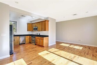 400 Hope St in Providence, RI - Foto de edificio - Building Photo