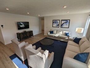 100 Eagle Cir in Amherst, OH - Building Photo - Building Photo