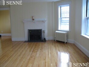 44 Langdon St, Unit 9 in Cambridge, MA - Foto de edificio - Building Photo