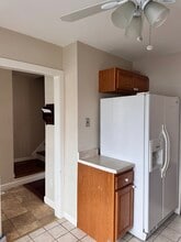 489 Madison Dr in East Windsor, NJ - Building Photo - Building Photo