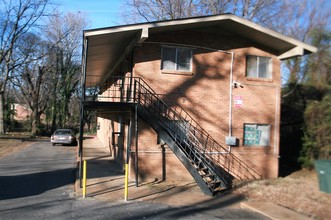 494 Walker Ave in Memphis, TN - Building Photo - Building Photo