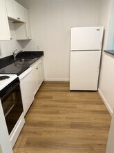707 Bedford St in Abington, MA - Building Photo - Building Photo