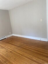 457 Montauk Hwy in West Islip, NY - Building Photo - Building Photo