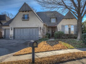 8680 East 105th Ct S in Tulsa, OK - Building Photo