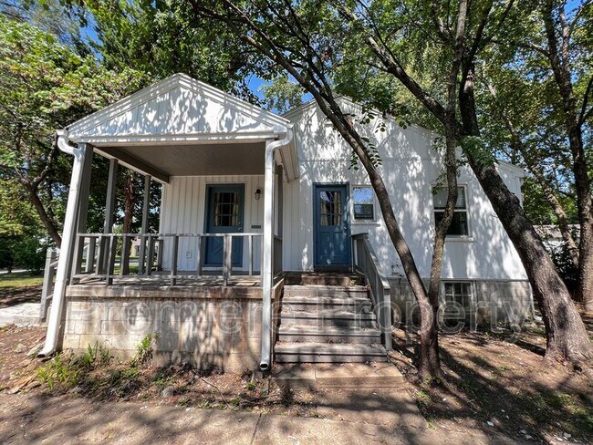 7603 Wyandotte St in Kansas City, MO - Building Photo - Building Photo