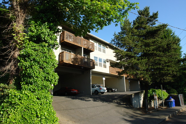 Portland Ironwood in Portland, OR - Foto de edificio - Building Photo