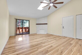 3325 S Ammons St in Lakewood, CO - Building Photo - Building Photo