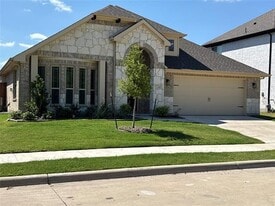 302 Kettlewood Dr in Wylie, TX - Building Photo