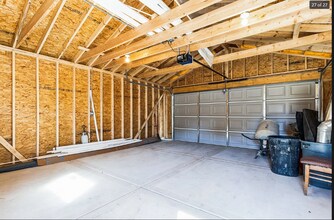 4340 W Maypole Ave, Unit 2 in Chicago, IL - Building Photo - Building Photo